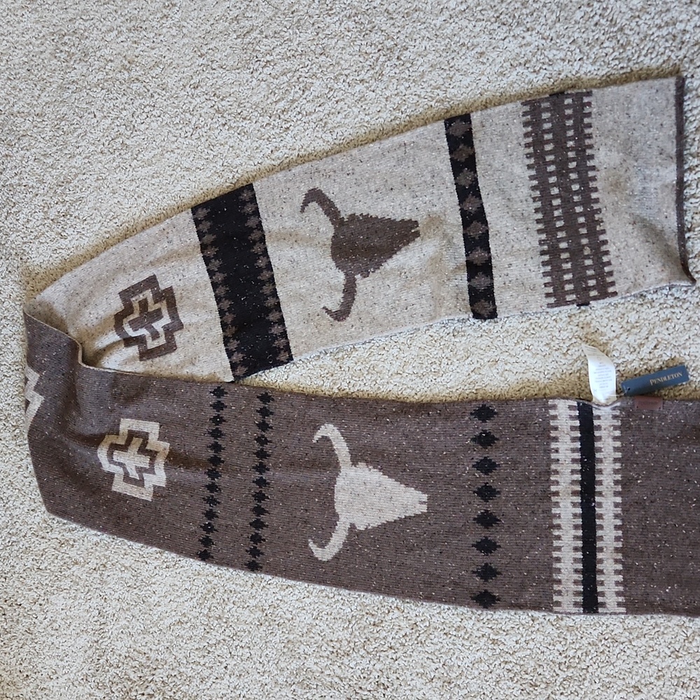 Beautiful NWT Pendleton Southwest Design Wool Scarf Or Shawl ๐ค๐๐ค๐ - Picture 10 of 16